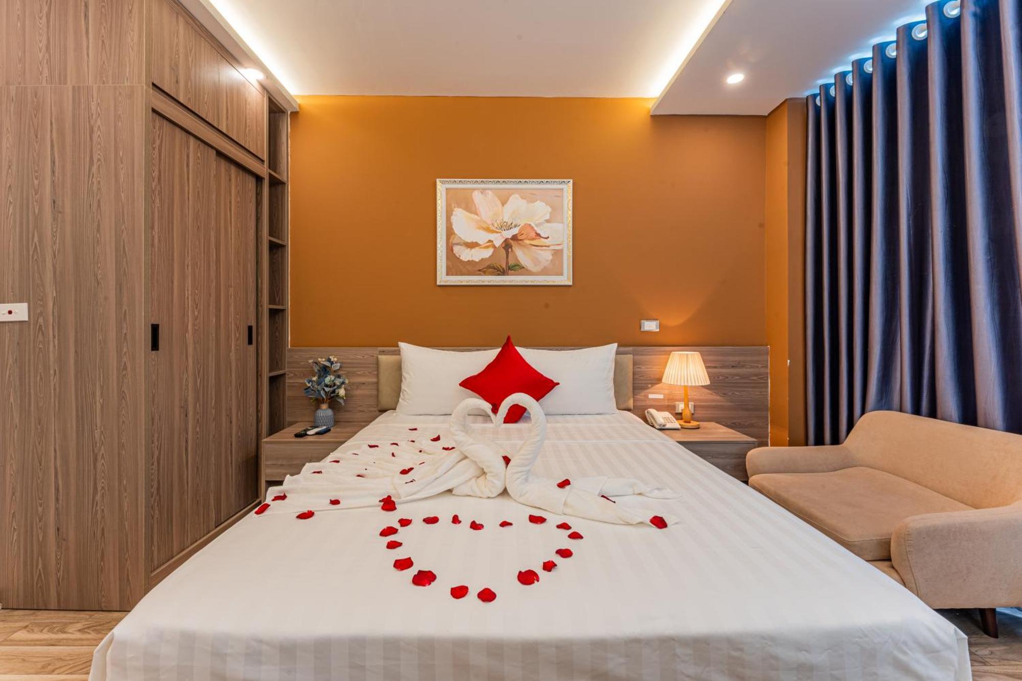 Moon Hotel 26 Do Quang Hanoi Exterior photo